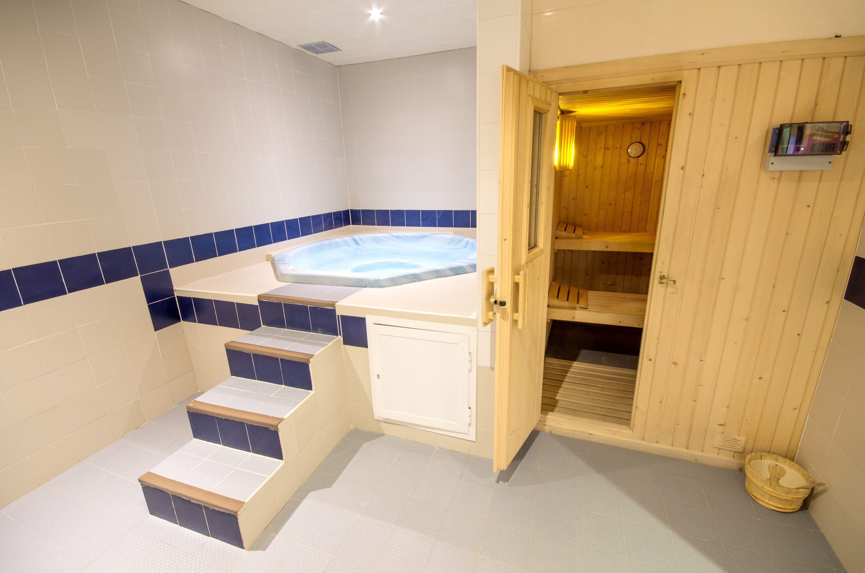 Azuline Hotel Bergantin Sant Antoni de Portmany Екстериор снимка